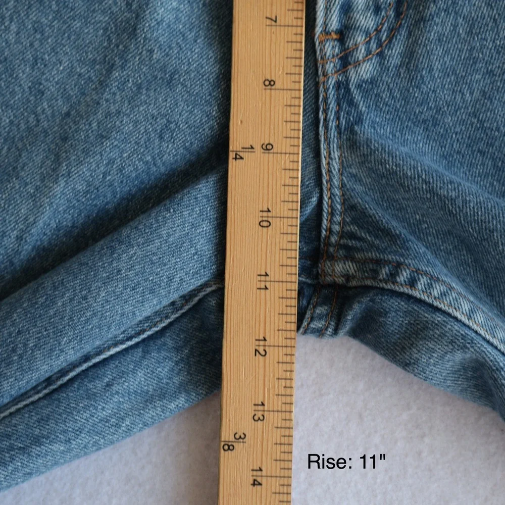Vintage 90s Levis 550 Relaxed Fit Tapered Leg Blue Jeans 29x34 (Fits 26x33.5)